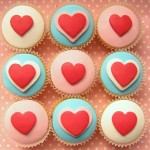 Make Valentines Day Cupcakes, from Hello Naomi!