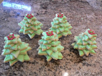 Stacked Christmas Tree cookies tutorial